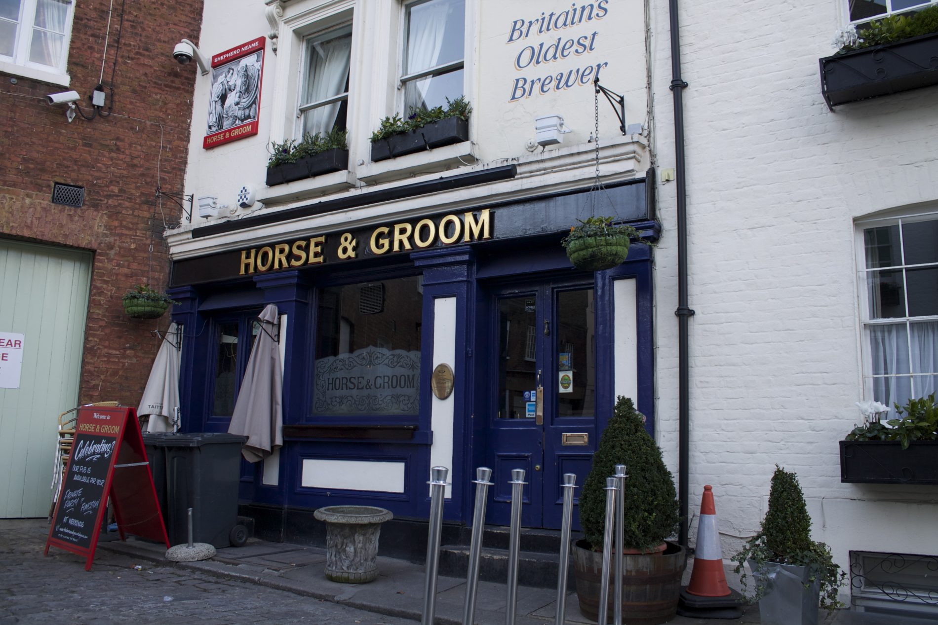 horse and groom pub