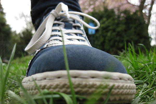 shoe-feet