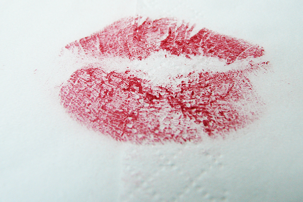 kiss-11370