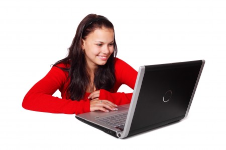 GIRL COMPUTER INTERNET