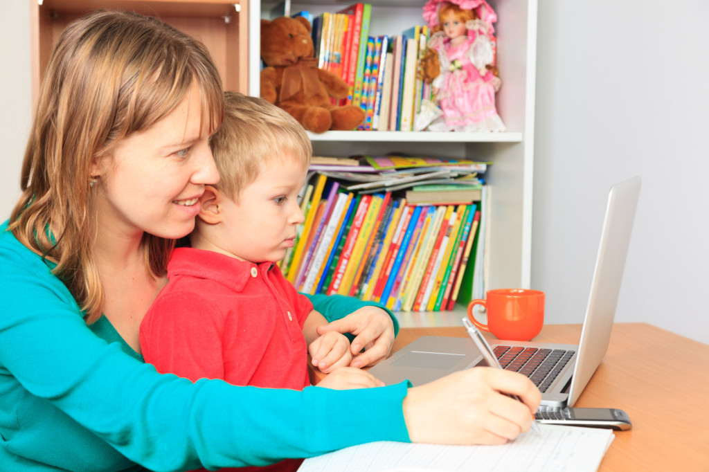 mother woking from home