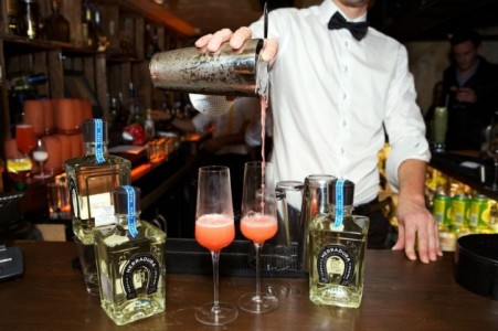 Bar Image