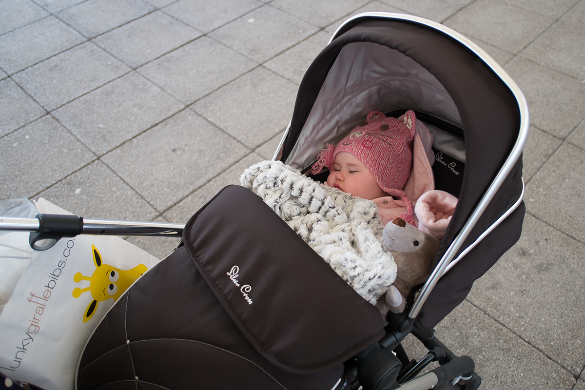 shopping with baby