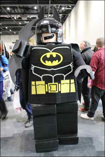 batman made out of boxes costume comic con
