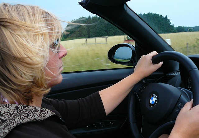 driving mistakes woman