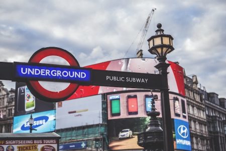 london underground piccadilly stop