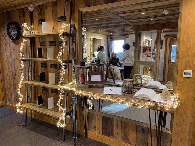 Lots of fairy lights at La Perle de Oisans chalet