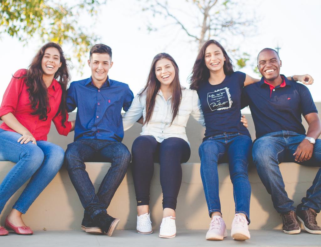 young people travel