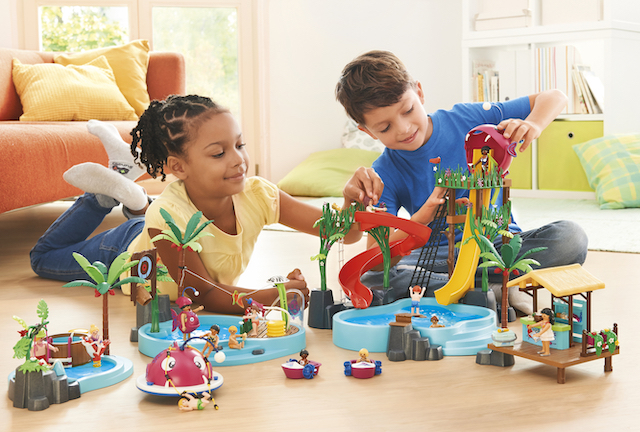 kids playing imaginative games 