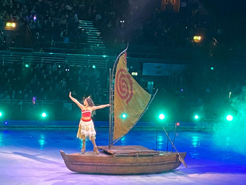 moana disney on ice
