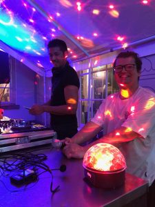 Salsa DJs in Delft