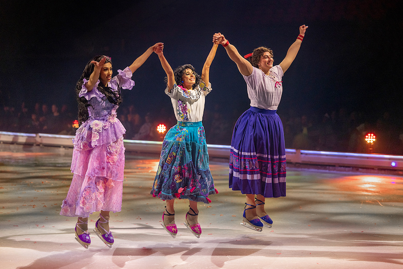 disney on ice london skaters