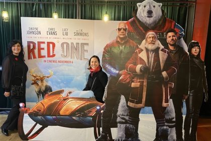 Red One starring Chris Evans and Dwayne Johnson poster with London Mums in it