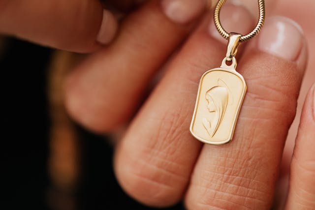 Jewellery Engraving 